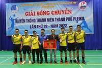 Phường Yên Thế và Trường THPT Pleiku giành chức vô địch Giải Bóng chuyền thanh niên