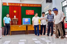 Xã đảo Nhơn Châu vận hành thử nghiệm quy trình bầu cử.