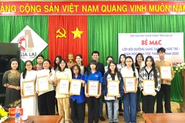 Bế mạc lớp bồi dưỡng sáng tác văn học trẻ-văn học miền núi