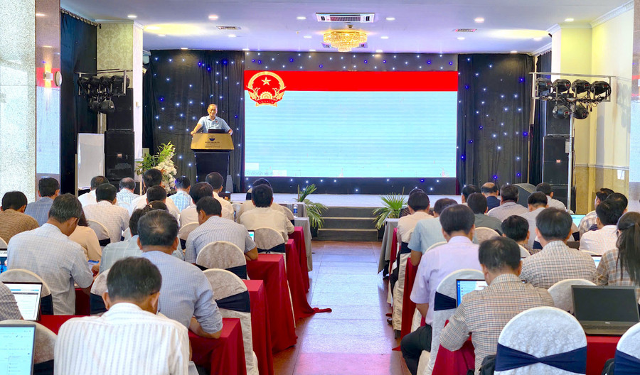 Quang cảnh lớp bồi dưỡng. Ảnh: Dũng Nhân ngay-237-quang-canh-khai-mac.jpg