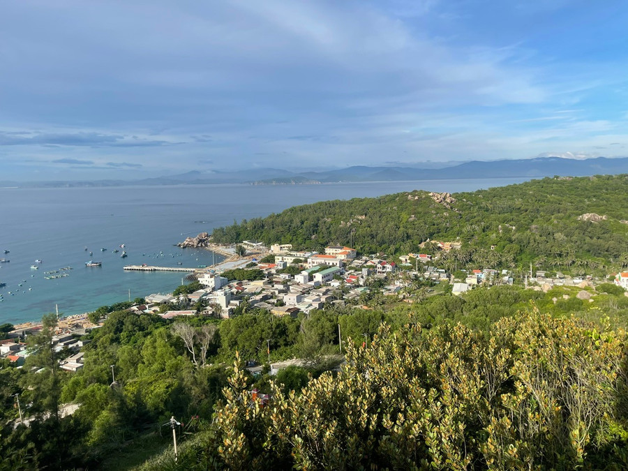 Xã đảo Nhơn Châu nhìn từ trên cao. Ảnh: P.N.T mot-goc-xa-dao-nhon-chau-nhin-tu-tren-cao.jpg