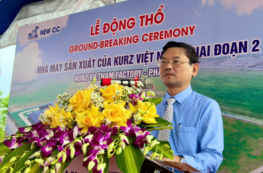 pho-chu-tich-ubnd-tinh-nguyen-tu-cong-hoang-phat-bieu-anh-minh-hoang-8220.jpg