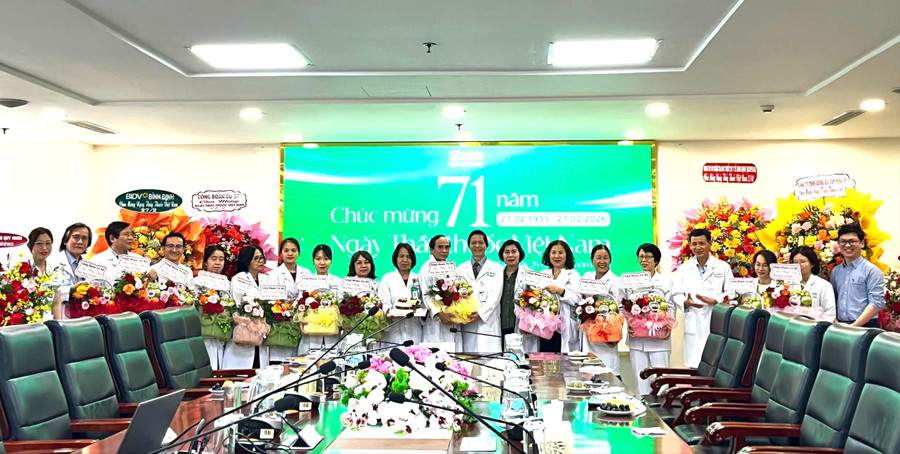 benh-vien-binh-dinh-toa-dam-nhan-ky-niem-71-nam-ngay-thay-thuoc-viet-nam-3327.jpg