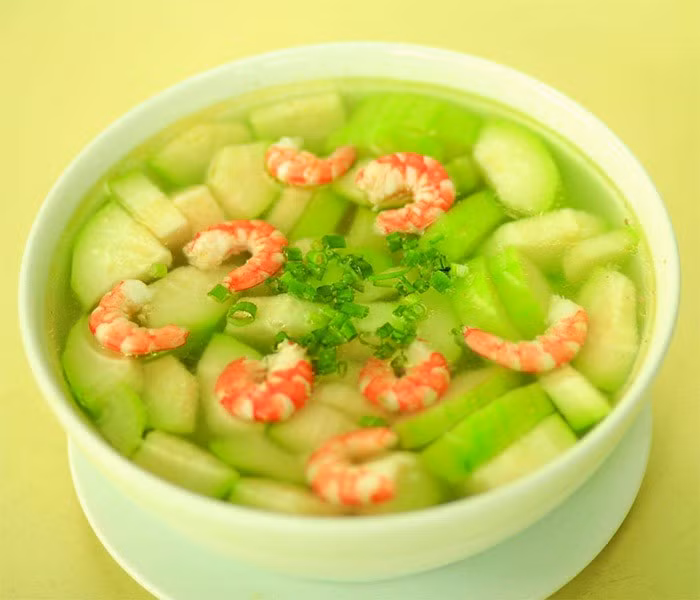 Bí đao gần như không chứa chất béo, hàm lượng calo thấp nên rất phù hợp cho những ai muốn kiểm soát cân nặng và mỡ bụng. Ảnh: Internet