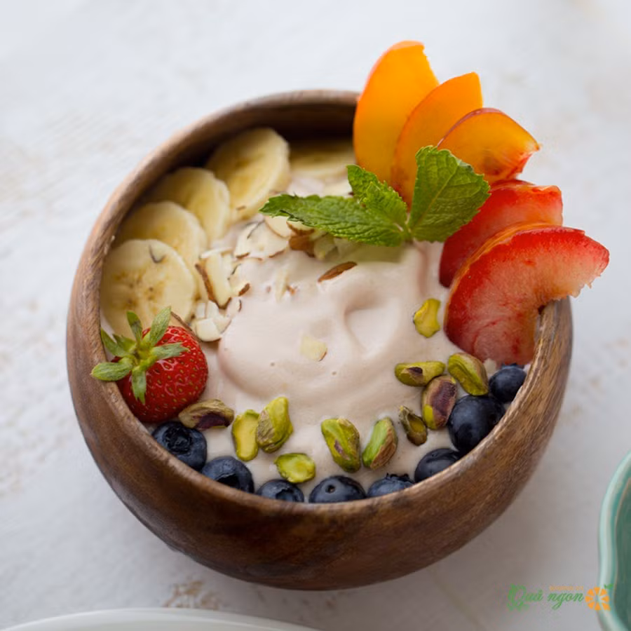 Sinh tố trái cây sinh tố trái cây kết hợp sữa chua có thể giúp phục hồi sau chạy bộ. Ảnh: Internet