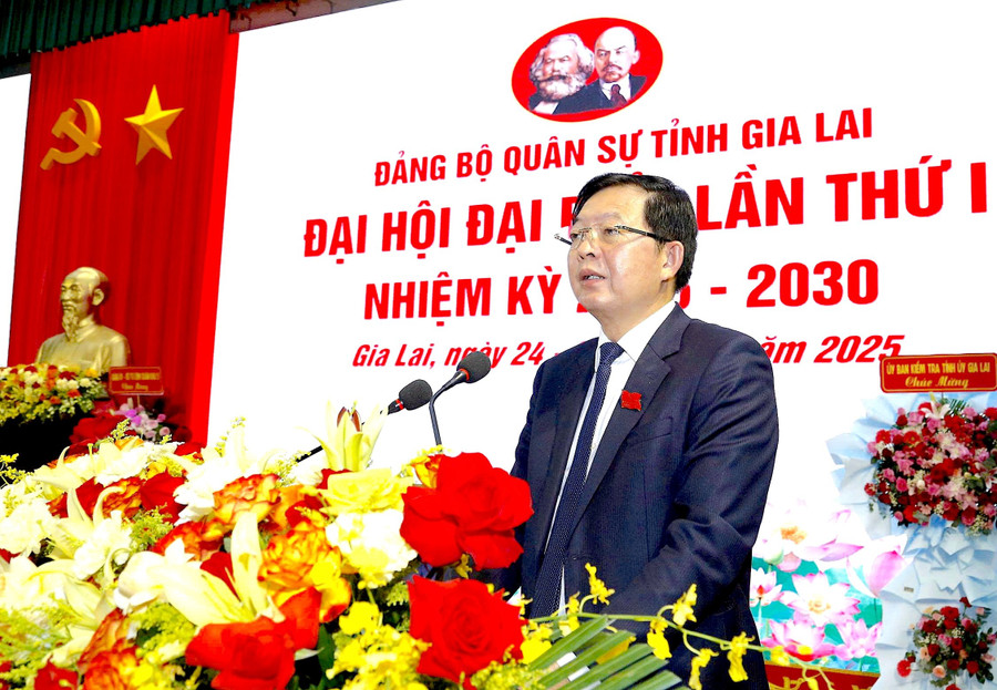 Bí thư Tỉnh ủy Hồ Quốc Dũng phát biểu chỉ đạo tại Đại hội. Ảnh: Hồng Phúc z6840492857385-4c8fd49e69c4a6122f0a06e02861b200.jpg