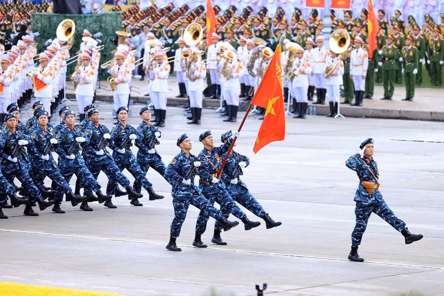 Các đoàn diễu binh qua lễ đài trong Lễ kỷ niệm 80 năm Cách mạng Tháng Tám thành công và Quốc khánh 2/9. Ảnh: Đ.X/Thanhtra
