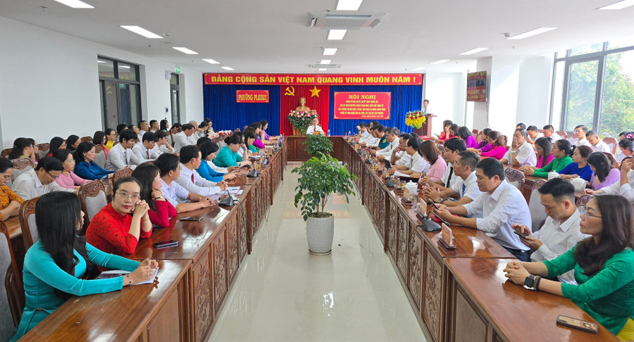 Quang cảnh hội nghị. Ảnh: B.B anh-1.jpg