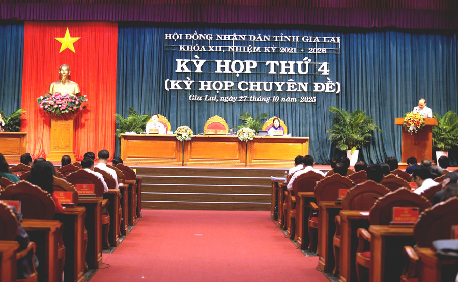 Quang cảnh phiên bế mạc. Ảnh: N.H. Quang cảnh phiên bế mạc. Ảnh: N.H.
