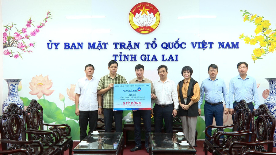 uy-ban-mttq-viet-nam-tinh-gia-lai-tiep-nhan-nguon-kinh-phi-ho-tro-tu-vietinbank.jpg