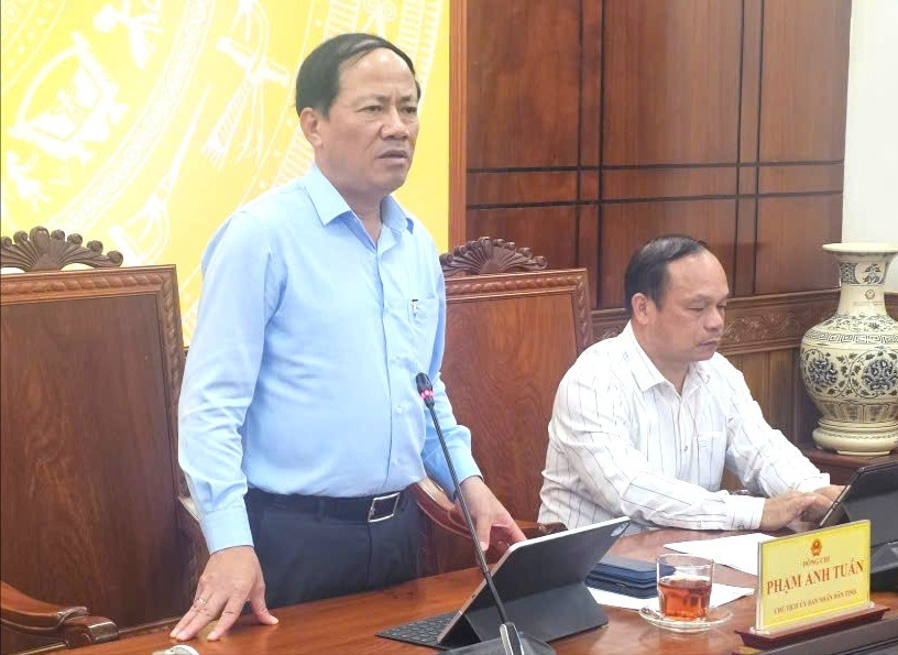Chủ tịch UBND tỉnh Phạm Anh Tuấn phát biểu chỉ đạo tại cuộc họp. Ảnh: Đức Hải chu-tich-ubnd-tinh-pham-anh-tuan-ket-luan-cuoc-hop.jpg