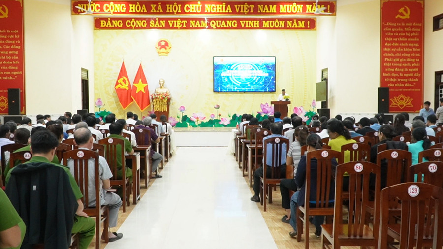 Quang cảnh hội nghị tập huấn. Ảnh: T.N hinh1.jpg