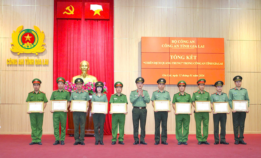 cong-an-tinh-gia-lai-tong-ket-chien-dich-quang-trung.jpg