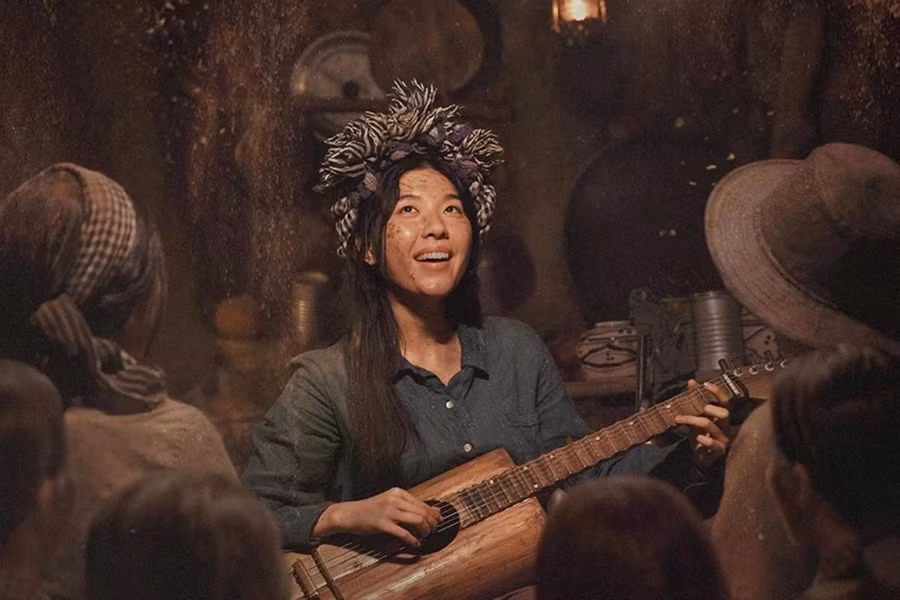 Diễm Hằng Lamoon nhận được nhiều sự quan tâm của khán giả khi vào vai Út Khờ - chiến sĩ trong phim "Địa đạo: Mặt trời trong bóng tối". Ảnh/Nguồn: vov.vn