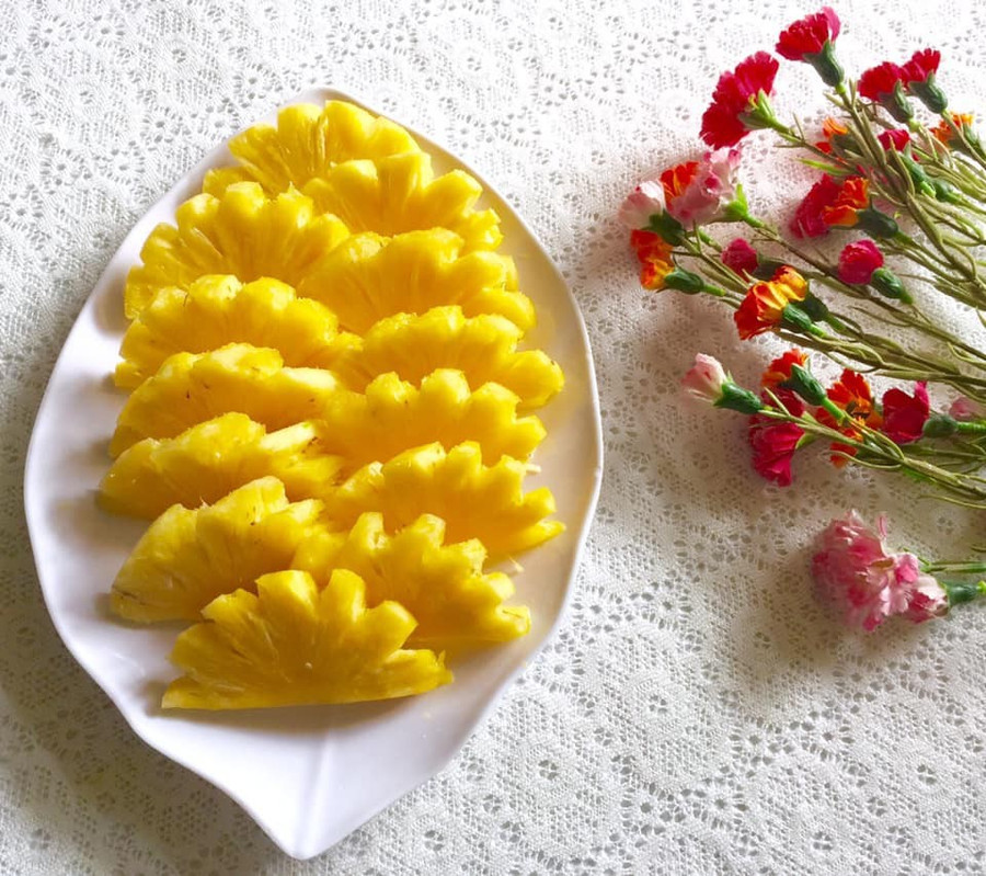 Dứa có tác dụng làm đẹp da nhờ chứa hàm lượng vitamin C dồi dào. Ảnh: Internet Dứa có tác dụng làm đẹp da nhờ chứa hàm lượng vitamin C dồi dào. Ảnh: Internet