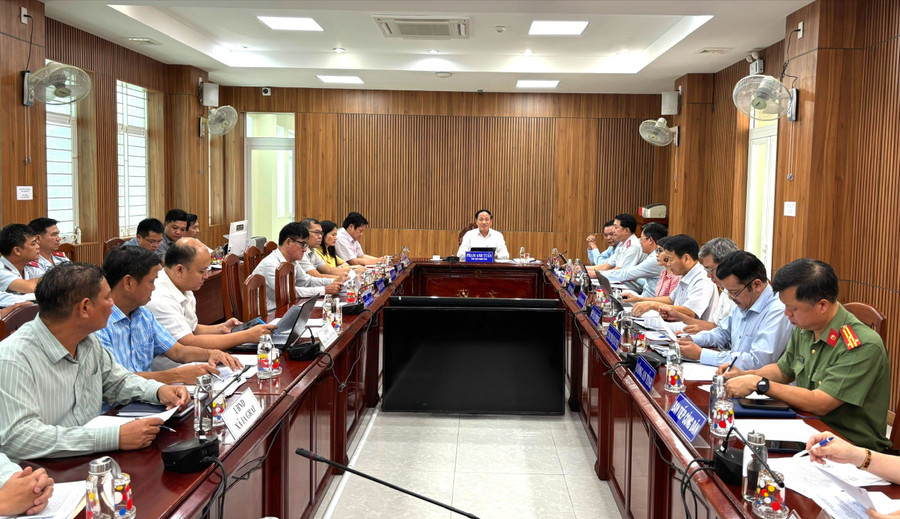 Quang cảnh buổi tiếp công dân. Ảnh: Xuân Định anh-1-quang-canh-buoi-tiep-va-doi-thoai.jpg