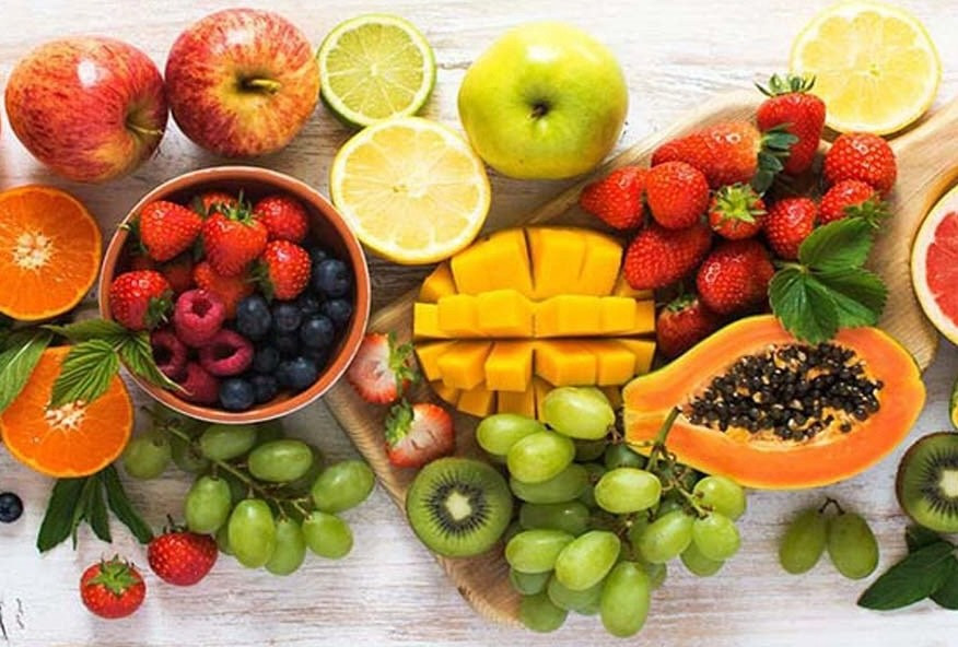 Các loại trái cây là nguồn cung cấp dồi dào vitamin, khoáng chất và chất chống oxy hóa cho làn da. Ảnh: Internet cac-loai-trai-cay-la-nguon-cung-cap-doi-dao-vitamin-khoang-chat-va-chat-chong-oxy-hoa-cho-lan-da.jpg