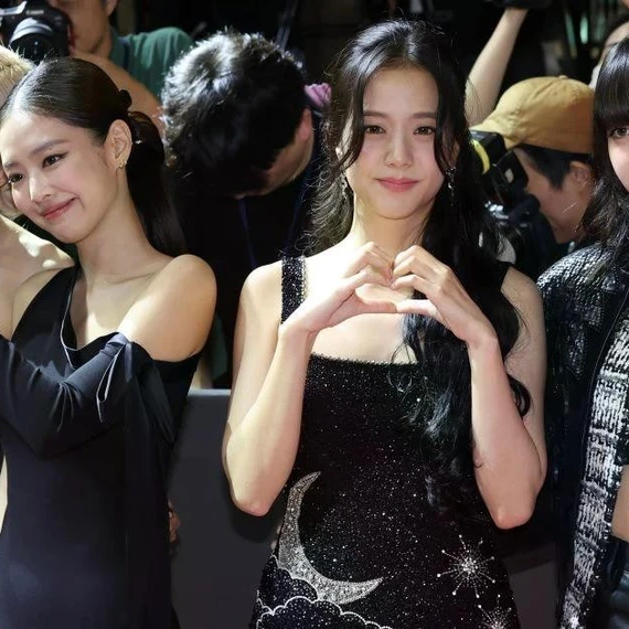 BlackPink sắp trở lại với đầy đủ 4 thành viên và ca khúc mới