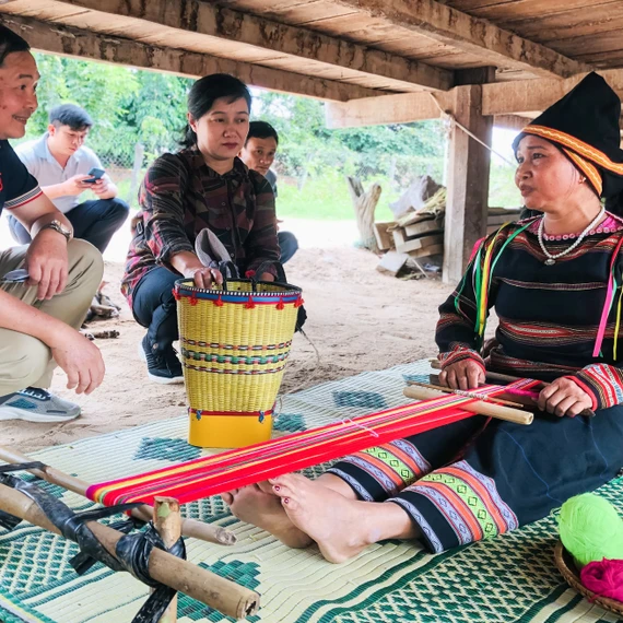 Người Jrai ở buôn Mlăh (xã Phú Cần, huyện Krông Pa) còn lưu giữ những giá trị văn hóa đặc sắc. Ảnh: M.C