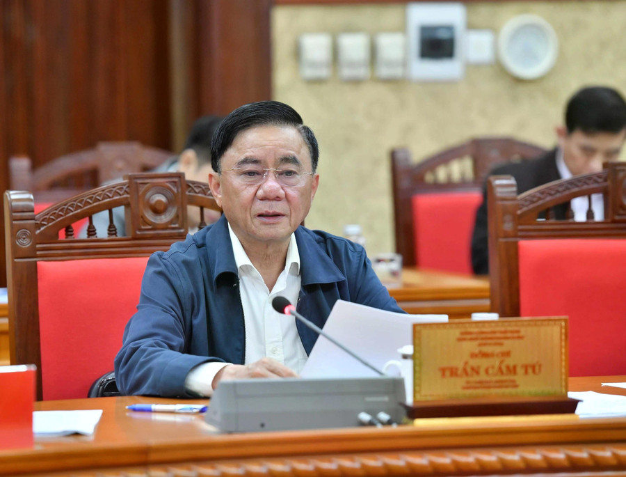 Thường trực Ban Bí thư Trần Cẩm Tú Thường trực Ban Bí thư Trần Cẩm Tú