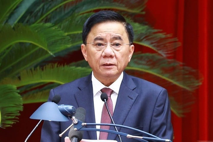 Thay mặt Bộ Chính trị, Ủy viên Bộ Chính trị, Thường trực Ban Bí thư Trần Cẩm Tú vừa ký ban hành Kết luận 162 Thay mặt Bộ Chính trị, Ủy viên Bộ Chính trị, Thường trực Ban Bí thư Trần Cẩm Tú vừa ký ban hành Kết luận 162