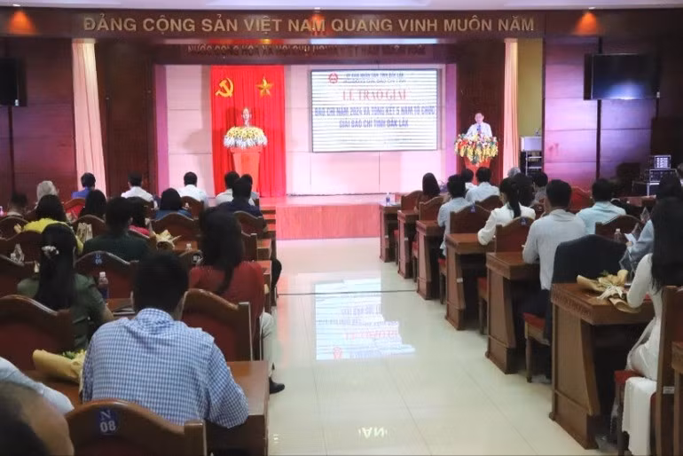 Quang cảnh buổi lễ.