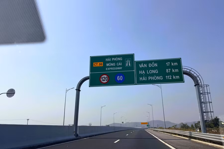 Cao tốc từ Móng Cái về Vân Đồn