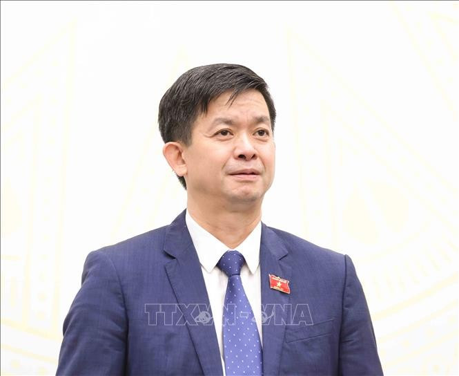 Tổng thư ký, Chủ nhiệm Văn phòng Quốc hội Lê Quang Tùng chủ trì Họp báo. Ảnh: Phương Hoa/TTXVN Tổng thư ký, Chủ nhiệm Văn phòng Quốc hội Lê Quang Tùng chủ trì Họp báo. Ảnh: Phương Hoa/TTXVN