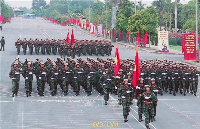 ប្លុកតំបន់ 2 ចូលរួមក្នុងការបណ្តុះបណ្តាលរួមគ្នា។ រូបថត៖ Trong Duc/VNA Các khối khu vực 2 tham gia hợp luyện. Ảnh: Trọng Đức/TTXVN