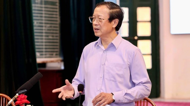 Thứ trưởng Giáo dục và Đào tạo Phạm Ngọc Thưởng phát biểu. Thứ trưởng Giáo dục và Đào tạo Phạm Ngọc Thưởng phát biểu.