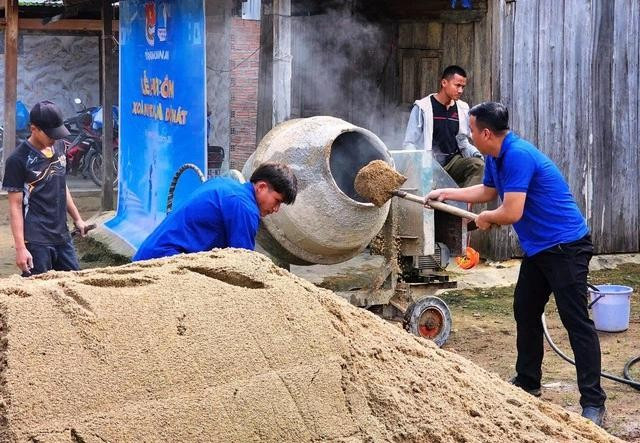 Thanh niên Quảng Nam chung tay xóa nhà tạm ở Quảng Nam Thanh niên Quảng Nam chung tay xóa nhà tạm ở Quảng Nam