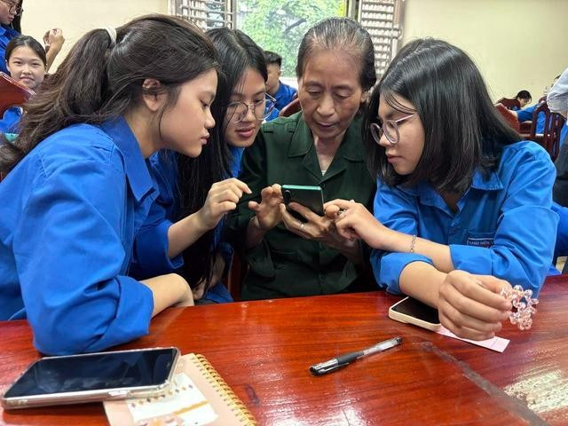 Cùng xem lại kết quả Cùng xem lại kết quả