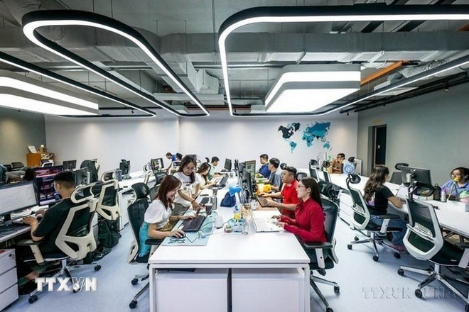 Báo Tuổi Trẻ đưa vào hoạt động tòa soạn chuyển đổi số theo phong cách hiện đại, đa năng và sáng tạo. Đây là cột mốc phát triển mới của báo và nhân kỷ niệm 50 năm hình thành và phát triển Tuổi Trẻ (26/12/2024). (Ảnh: TTXVN phát) Báo Tuổi Trẻ đưa vào hoạt động tòa soạn chuyển đổi số theo phong cách hiện đại, đa năng và sáng tạo. Đây là cột mốc phát triển mới của báo và nhân kỷ niệm 50 năm hình thành và phát triển Tuổi Trẻ (26/12/2024). (Ảnh: TTXVN phát)