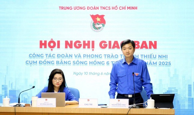 Bí thư T.Ư Đoàn Nguyễn Minh Triết phát biểu tại hội nghị giao ban cụm Đồng bằng Sông Hồng. Ảnh: T.Ư Đoàn Bí thư T.Ư Đoàn Nguyễn Minh Triết phát biểu tại hội nghị giao ban cụm Đồng bằng Sông Hồng. Ảnh: T.Ư Đoàn
