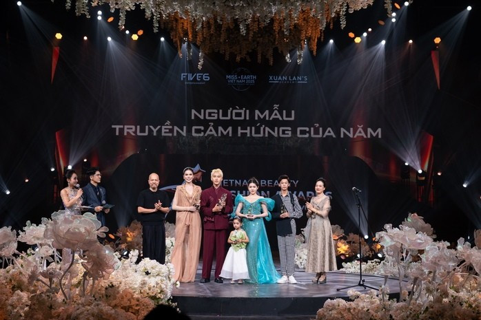 Giải thưởng người mẫu Việt Nam 2025 vừa diễn ra tại The Opera - Hải Phòng. Giải thưởng người mẫu Việt Nam 2025 vừa diễn ra tại The Opera - Hải Phòng.
