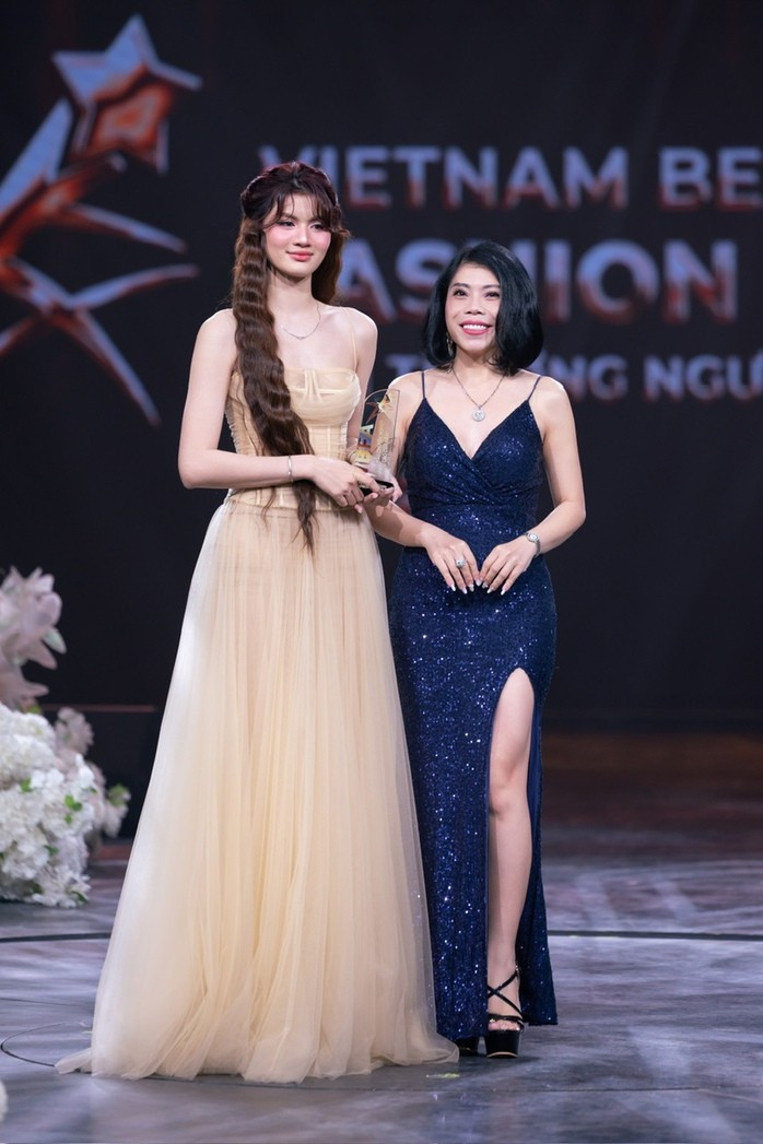 Các giải thưởng được trao tại Giải thưởng người mẫu Việt Nam 2025 Các giải thưởng được trao tại Giải thưởng người mẫu Việt Nam 2025