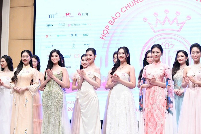Dàn người đẹp tham dự vòng chung kết Hoa hậu Việt Nam năm 2024. Dàn người đẹp tham dự vòng chung kết Hoa hậu Việt Nam năm 2024.
