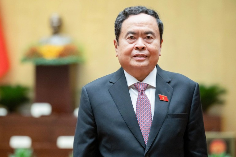 Chủ tịch Quốc hội Trần Thanh Mẫn được bầu làm Chủ tịch Hội đồng Bầu cử quốc gia. Chủ tịch Quốc hội Trần Thanh Mẫn được bầu làm Chủ tịch Hội đồng Bầu cử quốc gia.
