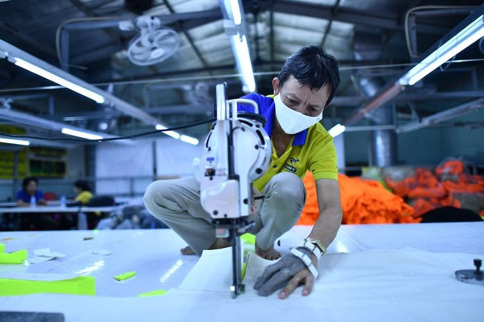Muốn nghỉ hưu sớm không chỉ cần đủ năm đóng BHXH mà người lao động còn phải đáp ứng điều kiện đặc thù về nghề nghiệp, vùng làm việc hoặc sức khỏe Muốn nghỉ hưu sớm không chỉ cần đủ năm đóng BHXH mà người lao động còn phải đáp ứng điều kiện đặc thù về nghề nghiệp, vùng làm việc hoặc sức khỏe