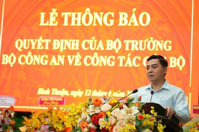 Bí thư Tỉnh ủy Bình Thuận Nguyễn Hoài Anh phát biểu chúc mừng đại tá Lê Quang Nhân nhận nhiệm vụ mới Bí thư Tỉnh ủy Bình Thuận Nguyễn Hoài Anh phát biểu chúc mừng đại tá Lê Quang Nhân nhận nhiệm vụ mới