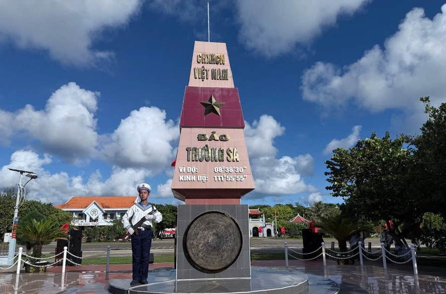 Quân, dân Trường Sa luôn vững niềm tin tiền tiêu, bảo vệ vững chắc biển đảo của Tổ quốc.