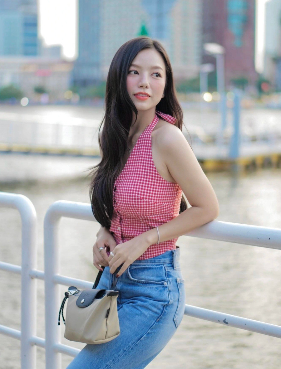 Nhiều khán giả khen nữ diễn viên có sắc vóc trẻ trung so với tuổi 30. ha8-edited-1756211548414.jpg