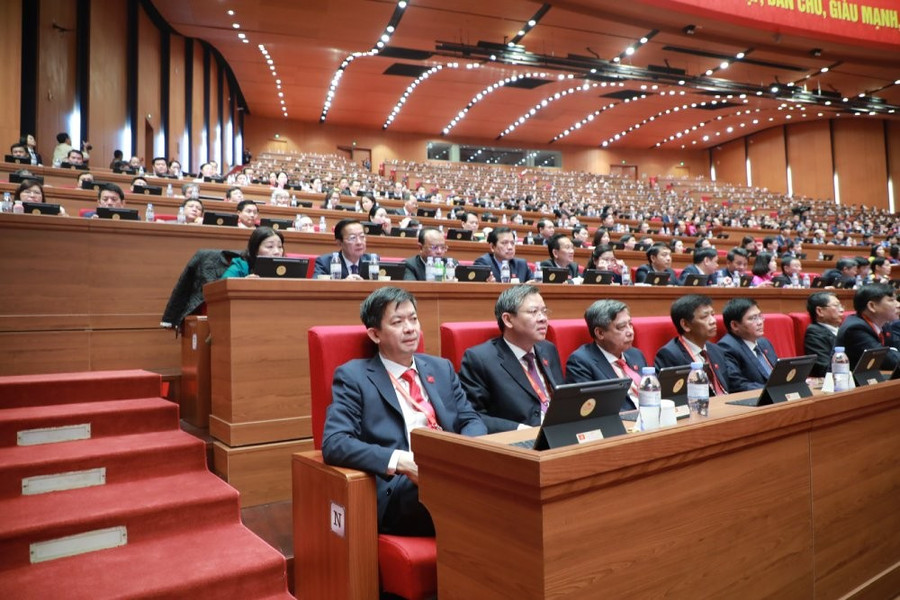 Các đại biểu dự phiên thảo luận về các Văn kiện Đại hội XIV của Đảng. Ảnh: Trần Vương