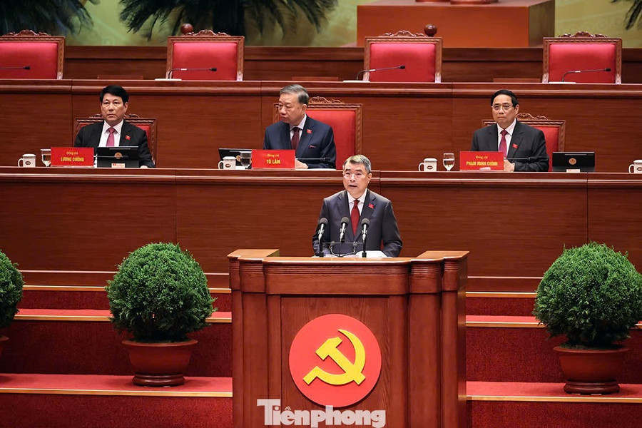 Trưởng Ban Tổ chức Trung ương Lê Minh Hưng phát biểu tại phiên trù bị. Ảnh: Như Ý.