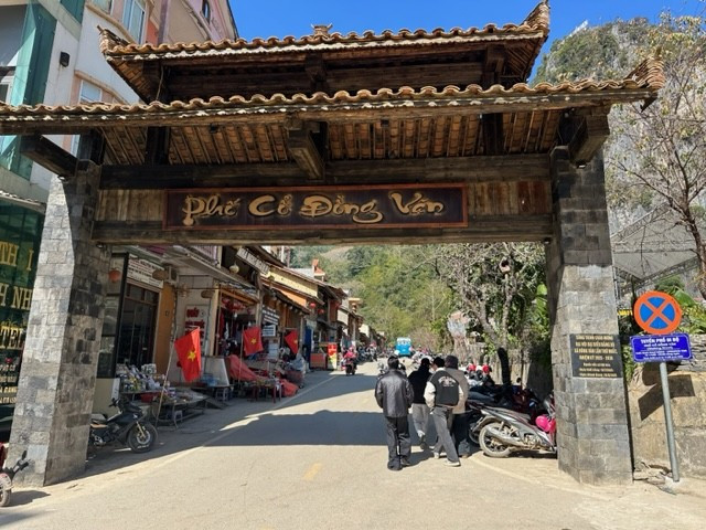 Phố cổ Đồng Văn.