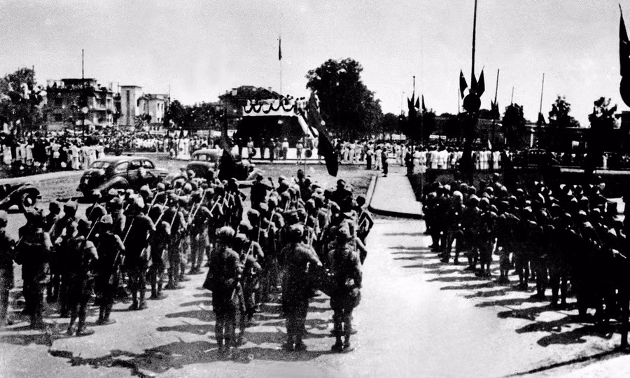 Ban Âm nhạc Giải phóng quân tham gia lễ Tuyên ngôn Độc lập 2/9/1945 tại Quảng trường Ba Đình Ảnh: T.L