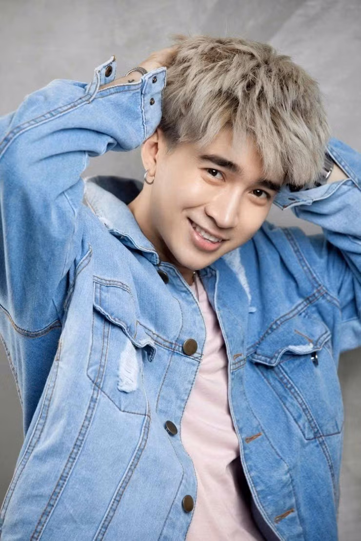 Ca sĩ Chi Dân thời còn sôi nổi