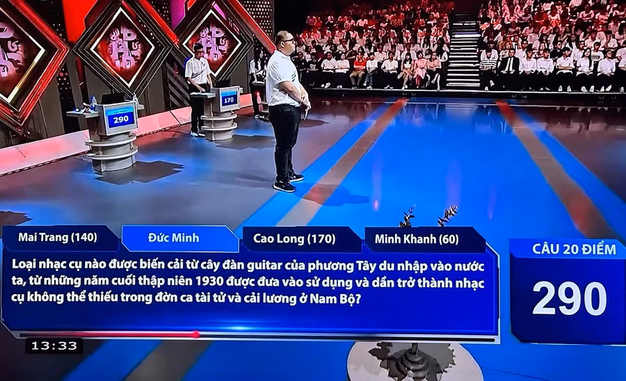 Đức Minh ghi điểm trong lượt thi Về đích của mình.