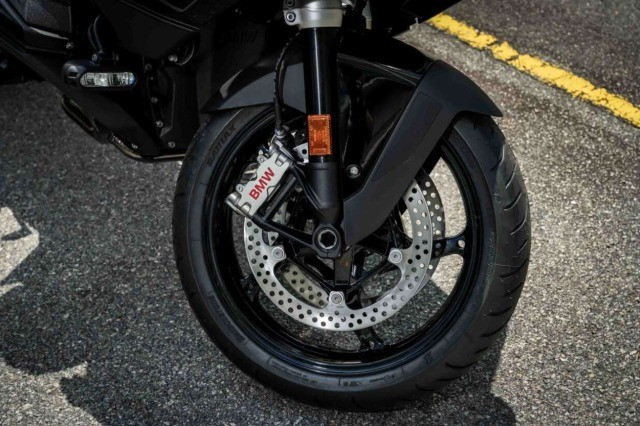 r1300rt-2025-3.jpg