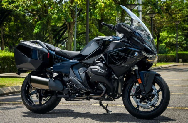 R 1300 RT 2025. Ảnh: S.T r1300rt-2025.jpg
